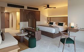 Purobeach Santa Ponsa 5*
